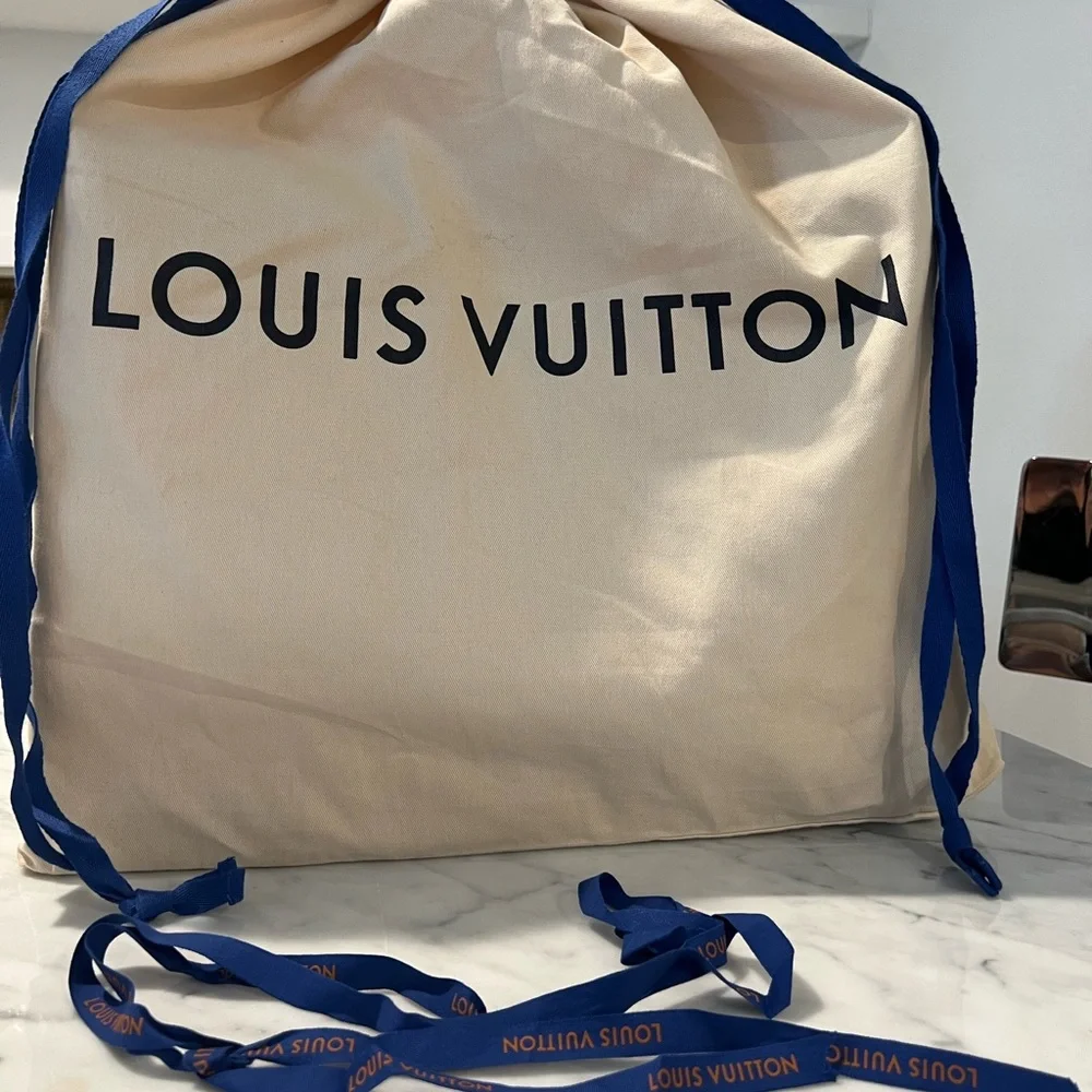 Louis Vuitton Brown Monogram Giant Canvas Onthego Tote